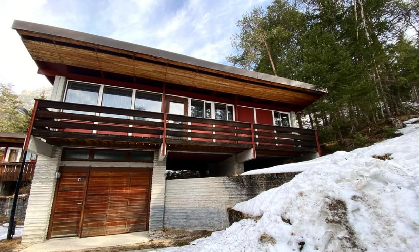 Chalet flo 7.png
