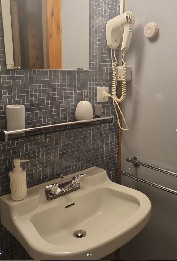 chaletflo bagno png.png